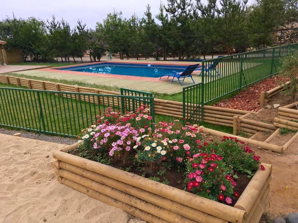 En Con Parrilla, Fogon, Piscina Y Bosque Tunquén
